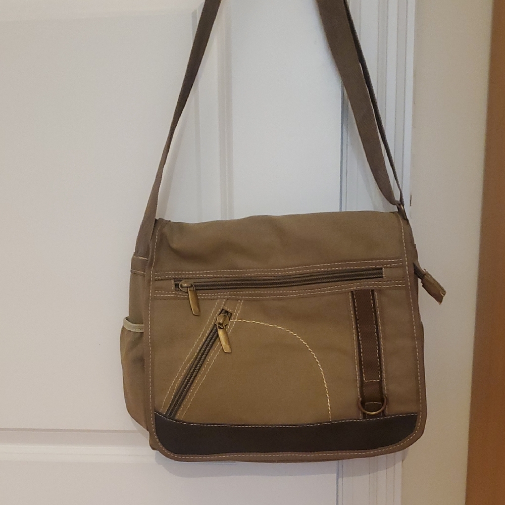 Stylish Tan & Brown Canvas Messenger Bag.